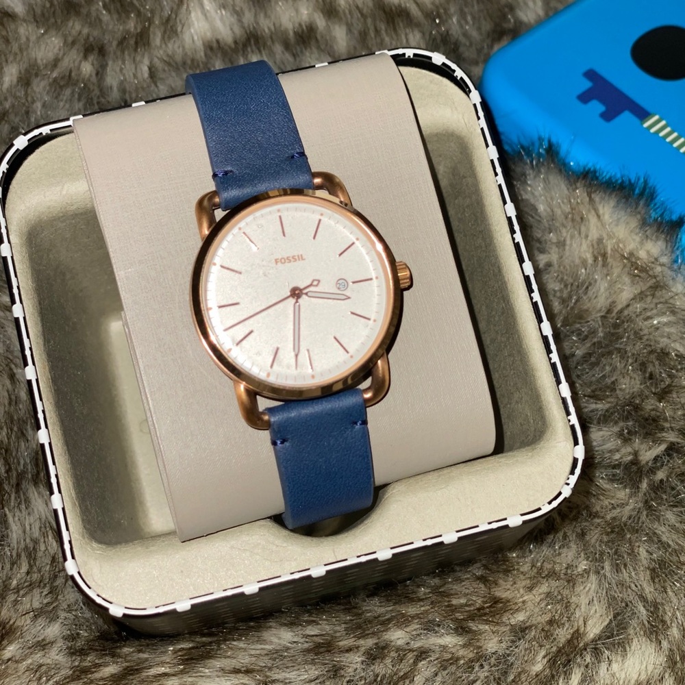 Fossil Watch - Picture 3 of 7